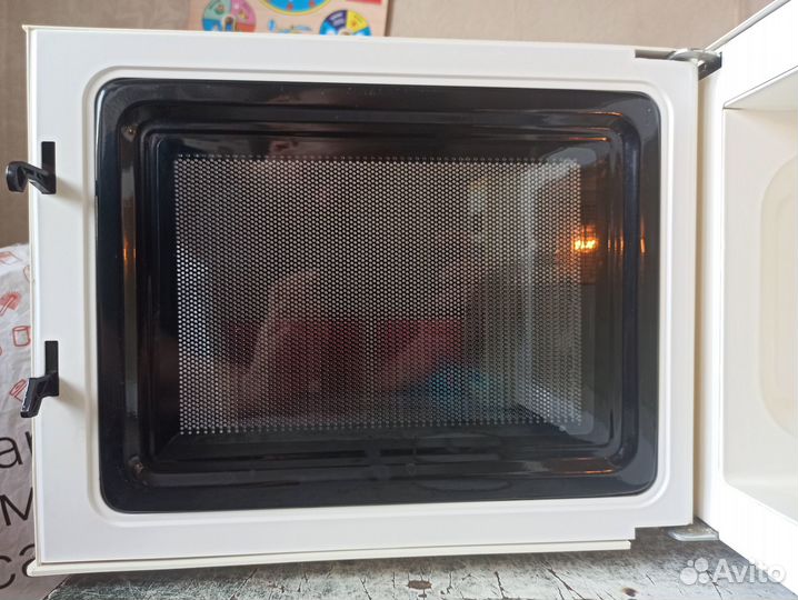 Микроволновая печь akai MW-1701E