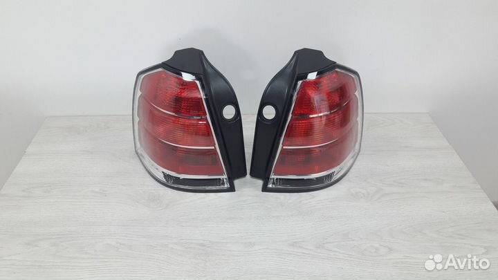 Фонарь задний Opel zafira B 2005-2007год