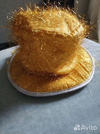 Шляпа с волосами для праздника