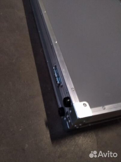 Кейс из алюминиевого композита отделанный карпетом