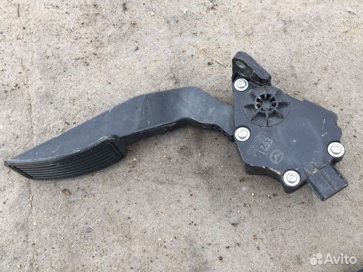 Педаль газа Мазда CX-7