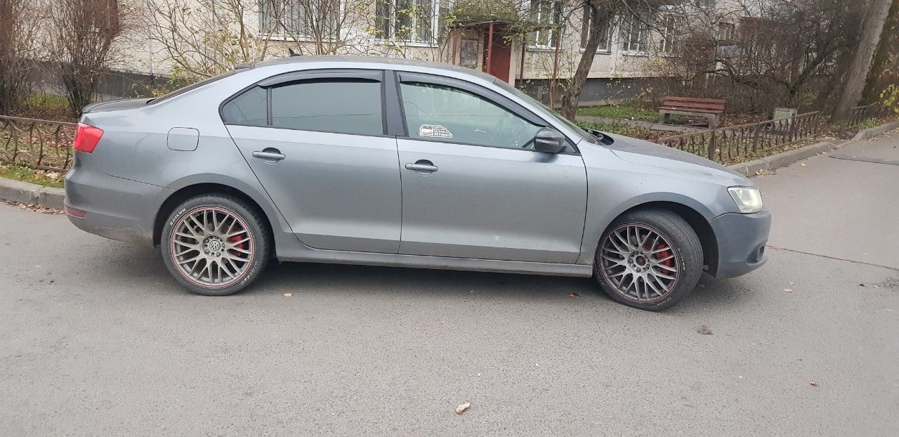 Volkswagen Jetta: фото владельца