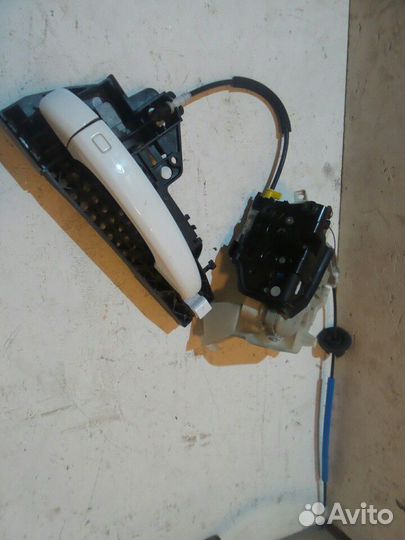 Замок двери Audi A6 C7 4G правый переД