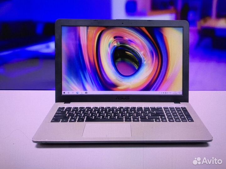 Asus X540L i5, 6Гб, SSD 240Гб, GeForce 920M, 15.6