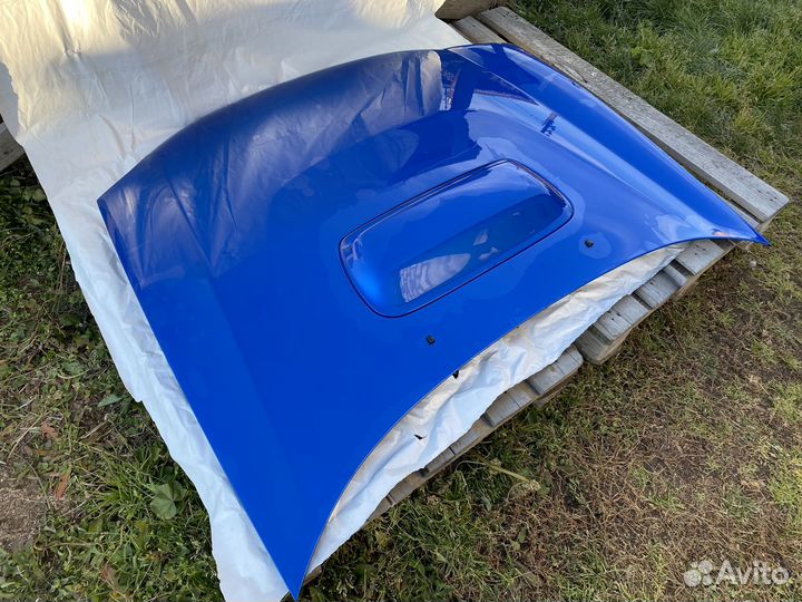 Капот Subaru Impreza WRX Лупатка 2000-2002