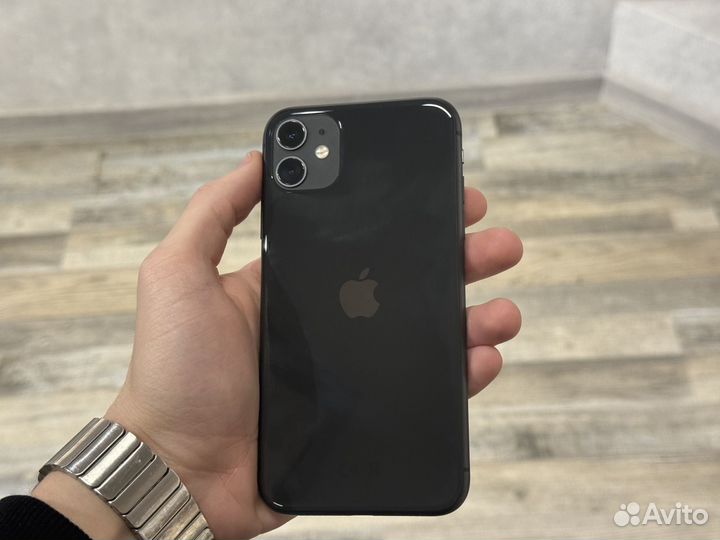 iPhone 11, 64 ГБ