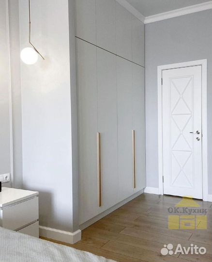 Встраиваемый шкаф