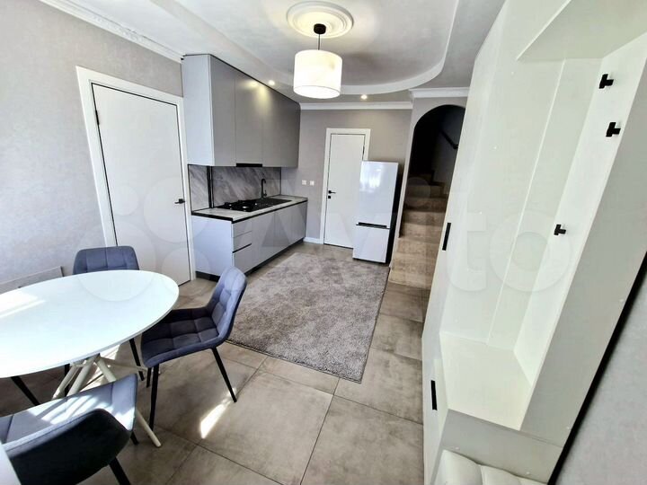 4-к. квартира, 76 м², 2/2 эт.