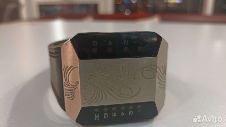 Бинарные часы 01,The one