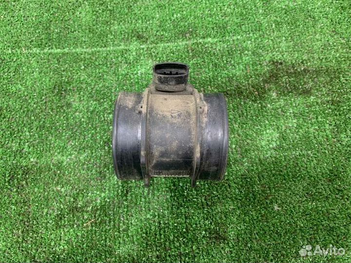 Датчик массового расхода воздуха Opel Vectra седан