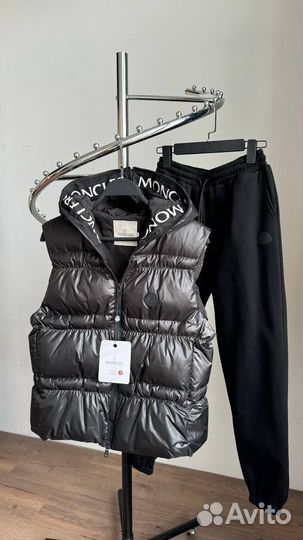 Костюм Moncler