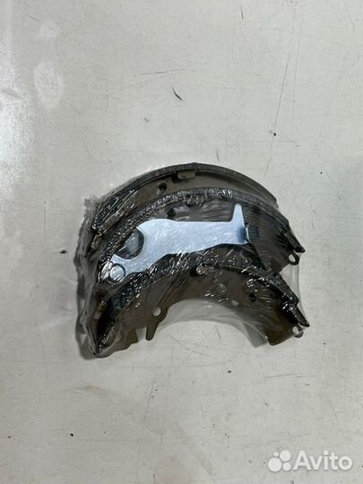 Колодки тормозные задние Hyundai Solaris 1 2011