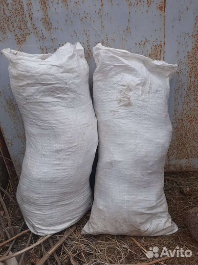 Сено в мешках