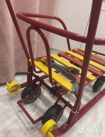 Санки с выдвижными колесами