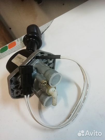 Кран ручного тормоза