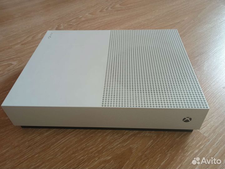 Xbox One S
