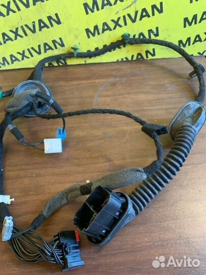 Проводка двери задняя правая Land Rover Evoque