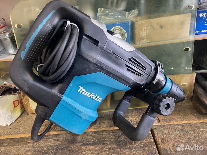 Перфоратор Makita HR4003C