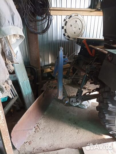 Трактор, 2023