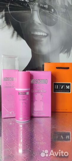 Moschino парфюм + дезодорант