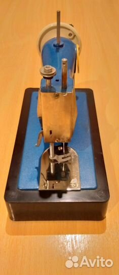 Детская швейная машинка Автоприбор дшм -1