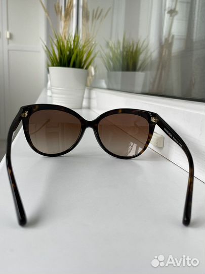 Солнечные очки Michael Kors
