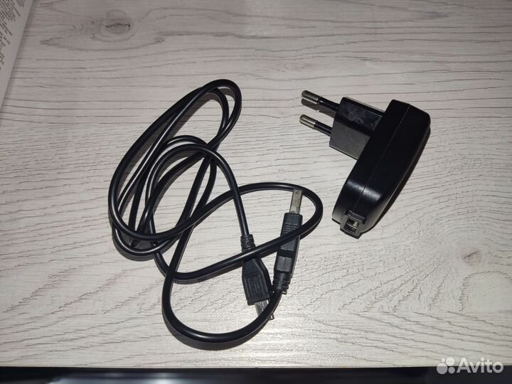 Зарядное устройство micro usb