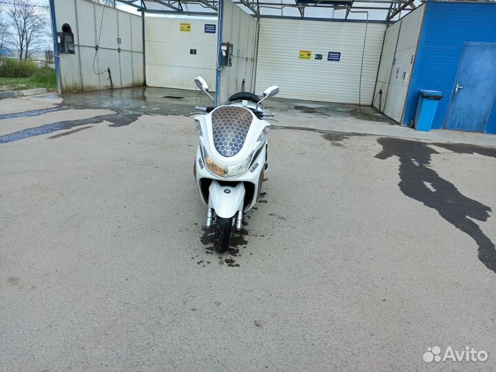 Yamaha Majesty 250