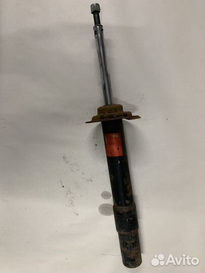 Передний амортизатор BMW 5 E39