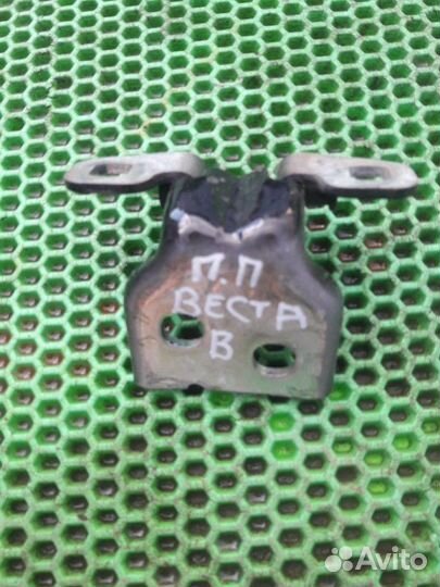 Петля двери передняя правая LADA Vesta 21179 2018