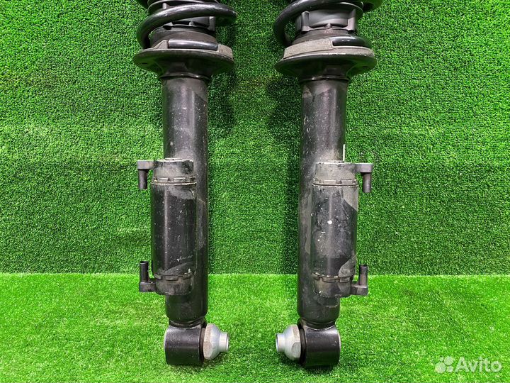 Амортизатор задний левый правый BMW G30