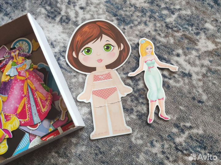 Одень куклу на магнитах 2 куклы