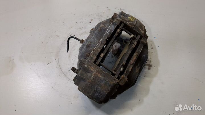 Суппорт Toyota Sequoia 2008, 2008