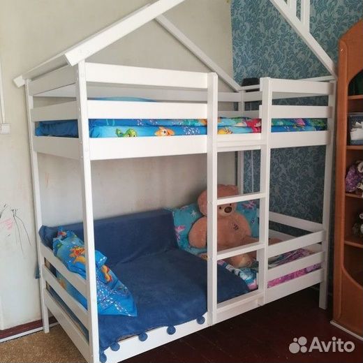 Кровать-домик двухъярусная 
