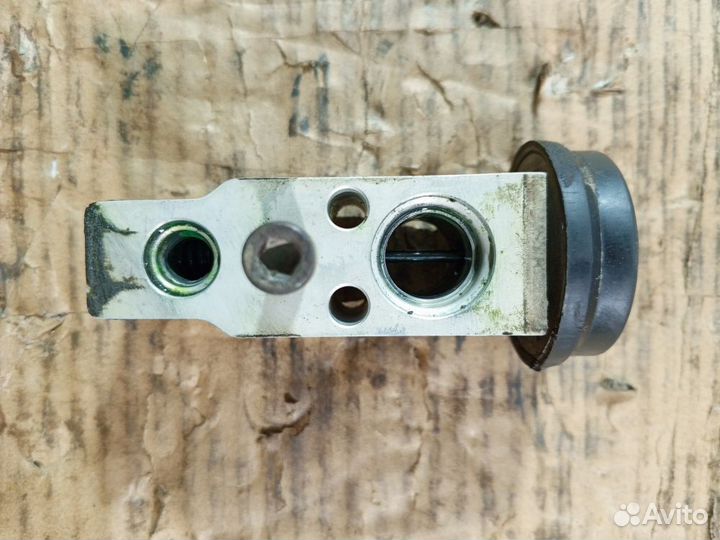 Клапан кондиционера Hyundai Santa Fe