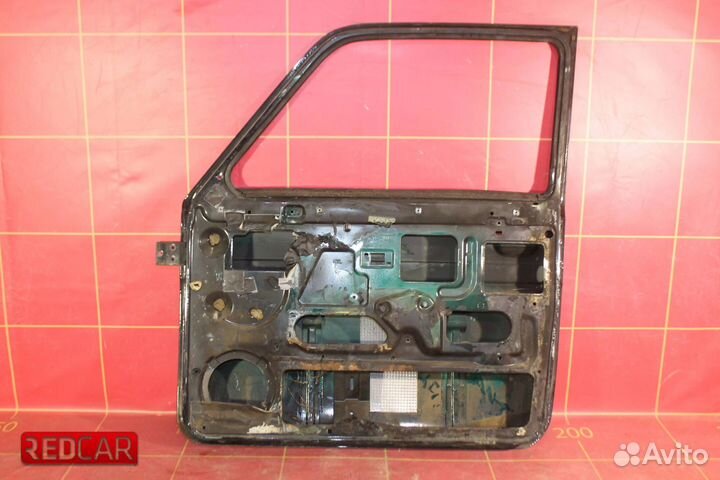 Дверь передняя прав LADA Niva