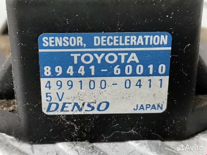 Датчик удара Toyota Hilux 7 2008 8944160010