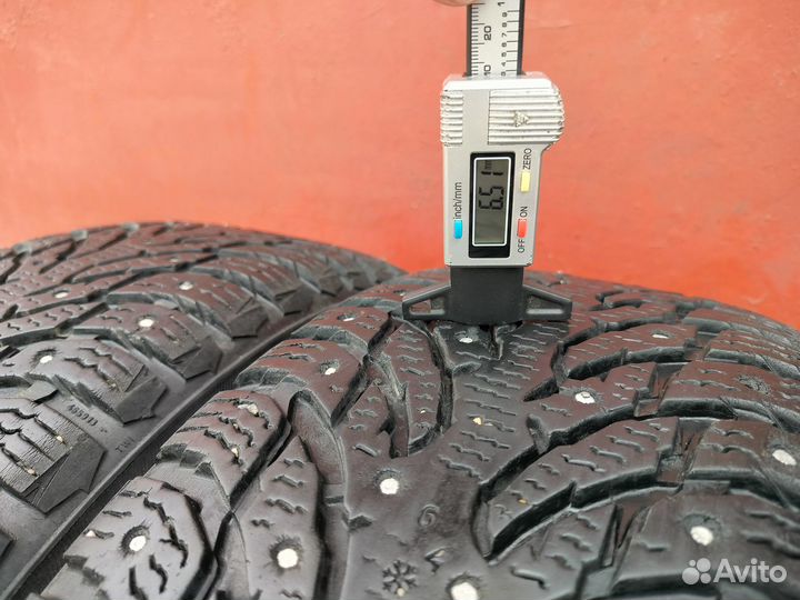 Nokian Tyres Hakkapeliitta 9 SUV 215/65 R16 102T