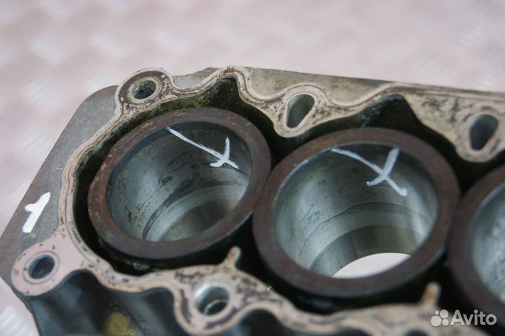 Блок цилиндров с поршнями Kawasaki ZR250 Balius