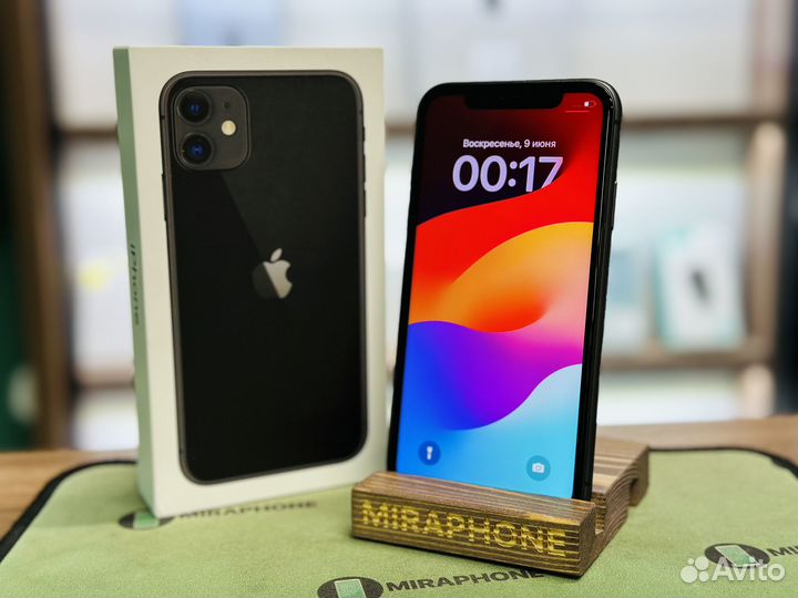 iPhone 11, 64 ГБ