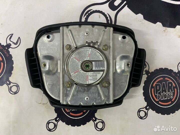 Подушка безопасности в руль Audi A6 C5 универсал