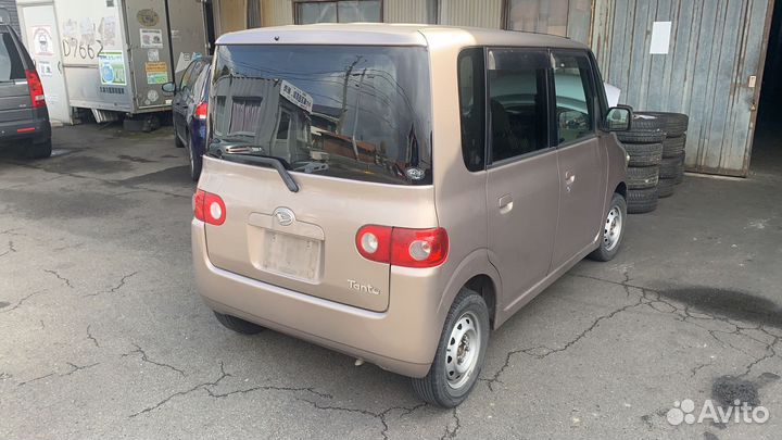 Капот Daihatsu Tanto L350S 2004