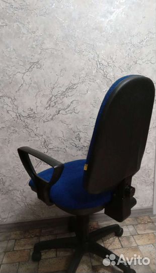 Компьютерное кресло