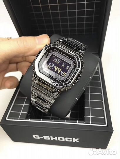 Наручные часы Casio G-Shock GMW-B5000