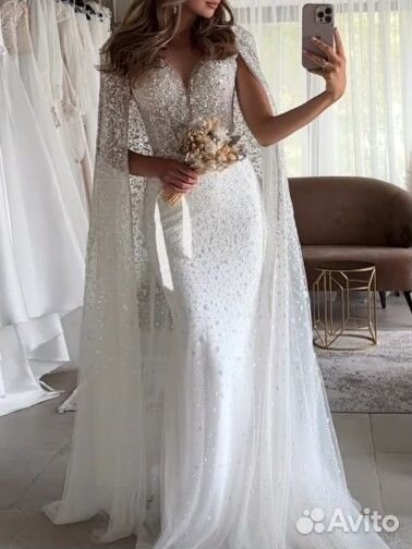 Свадебное платье с кейпом, русалка, бохо. Салон