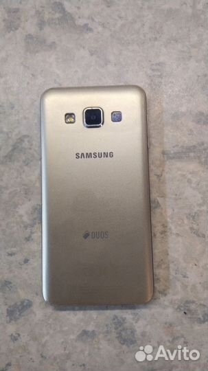 Samsung Galaxy A3 SM-A300F, 16 ГБ