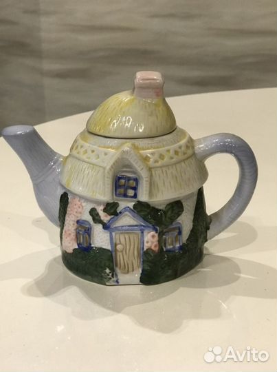 Декоративный чайник Англия