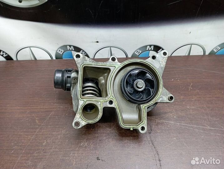 Помпа с термостатом BMW F10, F02, N57
