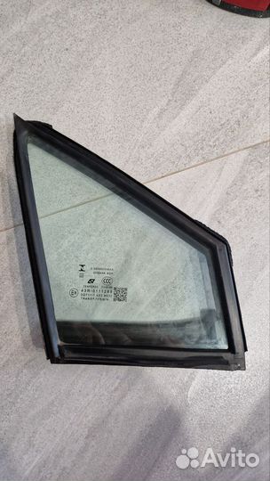 Omoda c5 стекло передней правой двери форточка