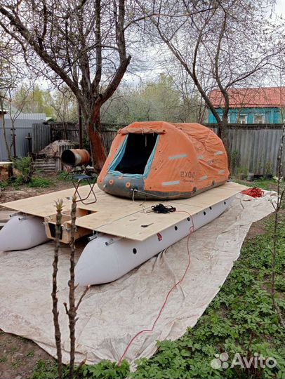 Катамаран туристический